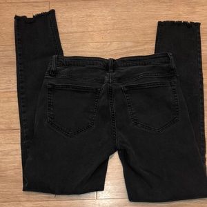 Great condition black ankle skinny jeans size 27
